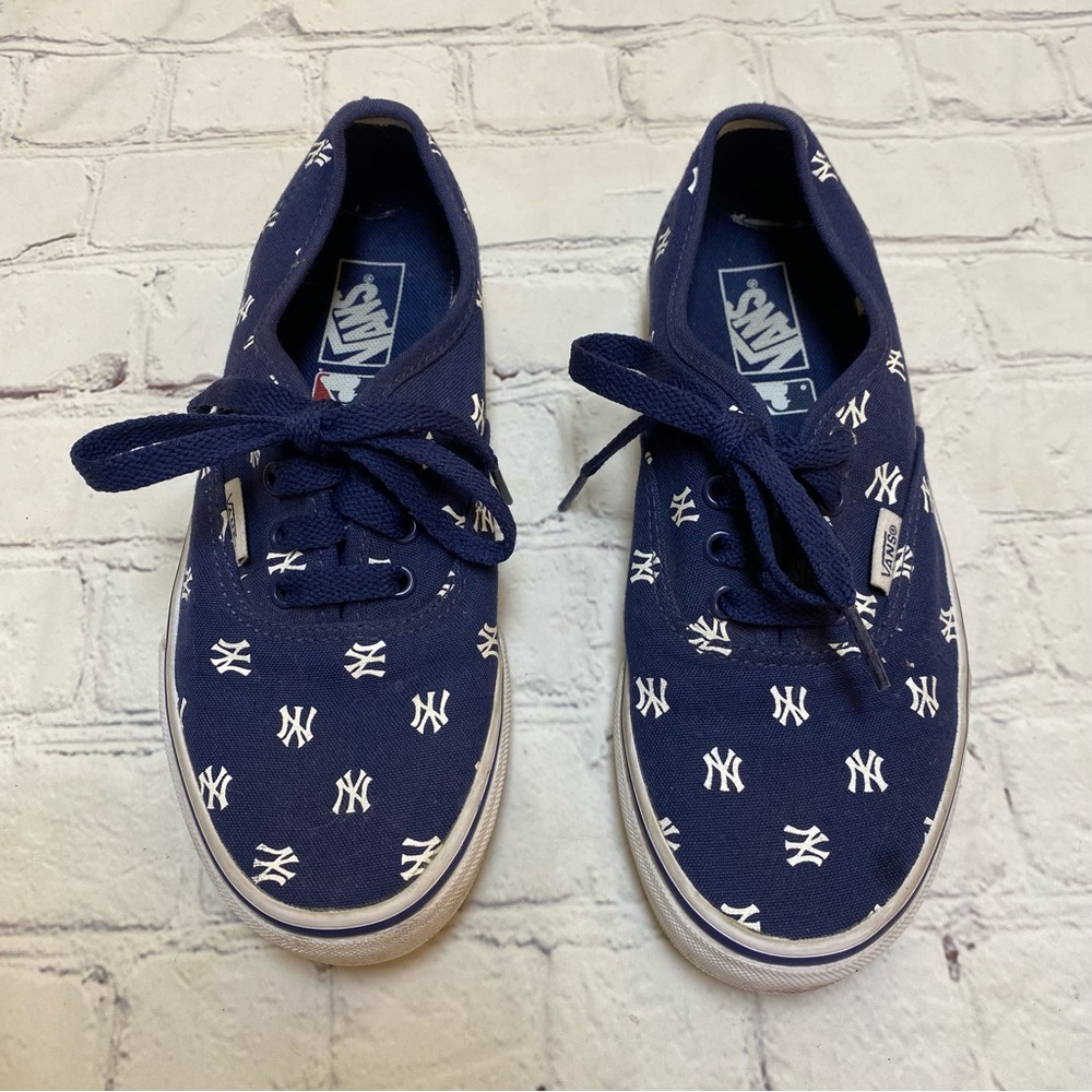 Vans + MLB NY Yankees Sneakers